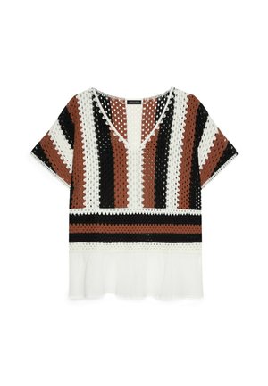 Kortemouwen gehaakt topje met V-hals, gestreept patroon in bruin, zwart en wit, en een witte gerimpelde stoffen zoom.