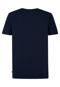 Námorně modré triko s krátkým rukávem vyrobené z bavlny, s kulatým výstřihem a volným střihem. Bez vzorů nebo grafik. Minimalistický design.