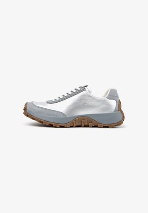 Camper, Sneaker Drift Trail
- Sneakers - silver-coloured