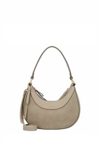 Bolso de mano de ante beige con detalles de cuero suave, diseño curvado, asa superior y correa removible. Presenta una marca sutil y hardware minimalista.