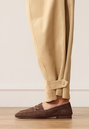 Manfield, Slip-ons - braun