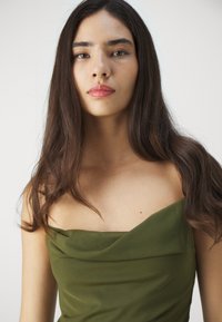 AllSaints ULLA DRESS - Vestido de cóctel - olive green