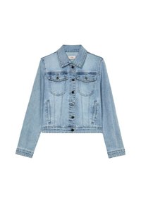 Veste en denim bleu clair avec manches longues, poches avant, fermeture par boutons et détails texturés subtils sur le tissu.