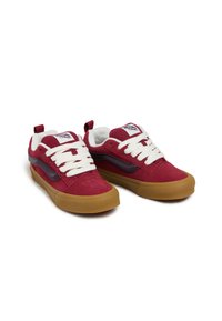 Vans KNU SKOOL UNISEX - Skateboardové boty - dark red