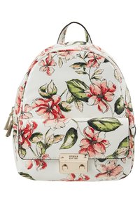 Bloemenrugzak met witte achtergrond, voorzien van roze en groene bloemen, goudkleurige accenten en een afgeronde vorm. Gemaakt van gestructureerd synthetisch materiaal.