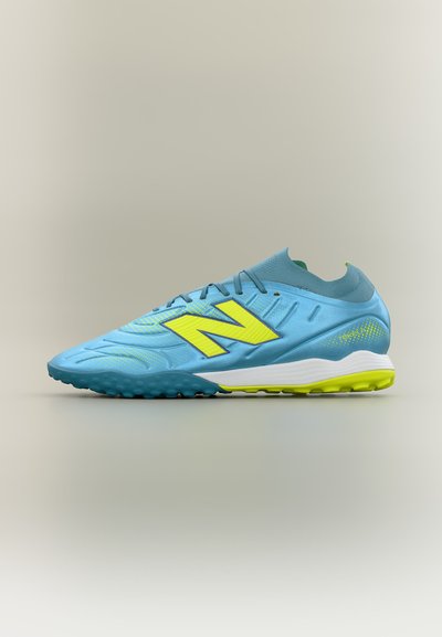 New Balance TEKELA V5 TEAM TF