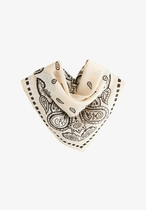 Kremowa bandana z czarnymi wzorami paisley i kwiatowymi, złożona w trójkątny kształt.