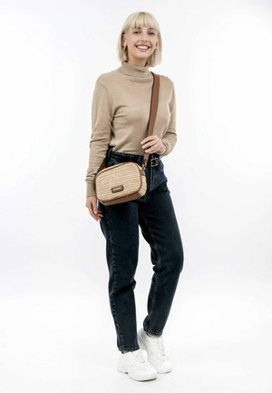 Cross body bag - sand