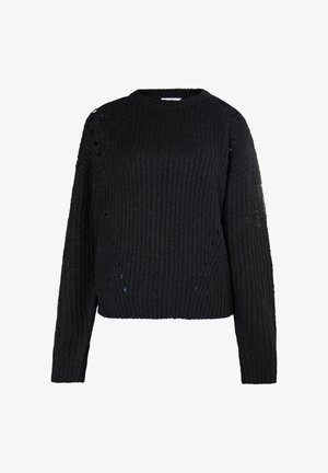 Pull noir en tricot avec un col rond, des manches longues et un design à côtes texturé. Présente des découpes sur les épaules et une longueur cropped.