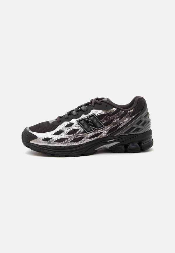 U1906 UNISEX - Pantofi sport - black/silver-coloured metallic