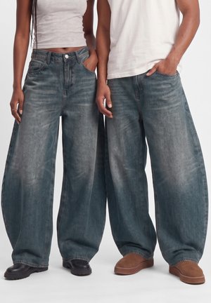 YOURTURN by Zalando, UNISEX BARREL - Jean baggy - blue denim