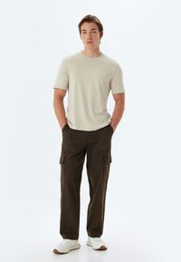 Koton - T-shirt basic