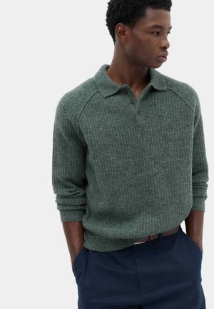 Marks & Spencer, - Sweter