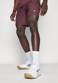 Björn Borg ACE SHORTS - Pantalón corto de deporte - decadent chocolate