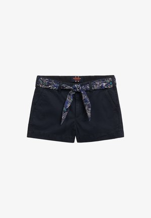 Marineblå bomuldsshorts med et mønstret blåt bælte, som har sidelommer og en afslappet pasform. Glat tekstur og solide syninger.