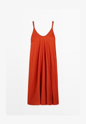 Ærmeløs løstsiddende midikjole i brændt orange med tynde dobbelte skulderstropper og rund halsudskæring.