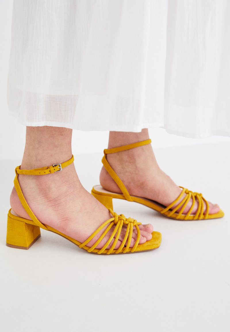 Pepe Jeans Sandalen geel Pepe Jeans Sandalen geel