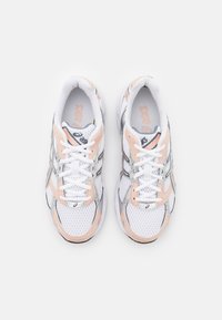 ASICS SportStyle GEL 1130 - Sapatilhas - white/pure silver