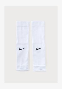 Επιλέχθηκε, white/black