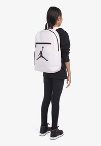 Jordan AIR SCHOOL BACKPACK UNISEX SET - Pieštukinė - pink foam