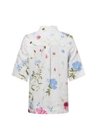 Korte mouwen, witte linnen shirts met bloemenpatroon in roze en blauw. Bevat een rugpas en een opgestikte zak voor het ontwerpdetail.
