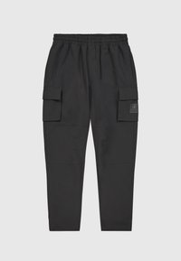 Zwarte cargo broek met een elastische tailleband, meerdere zijzakken en een gladde stofstructuur. Heeft een klein logo aan de voorkant.