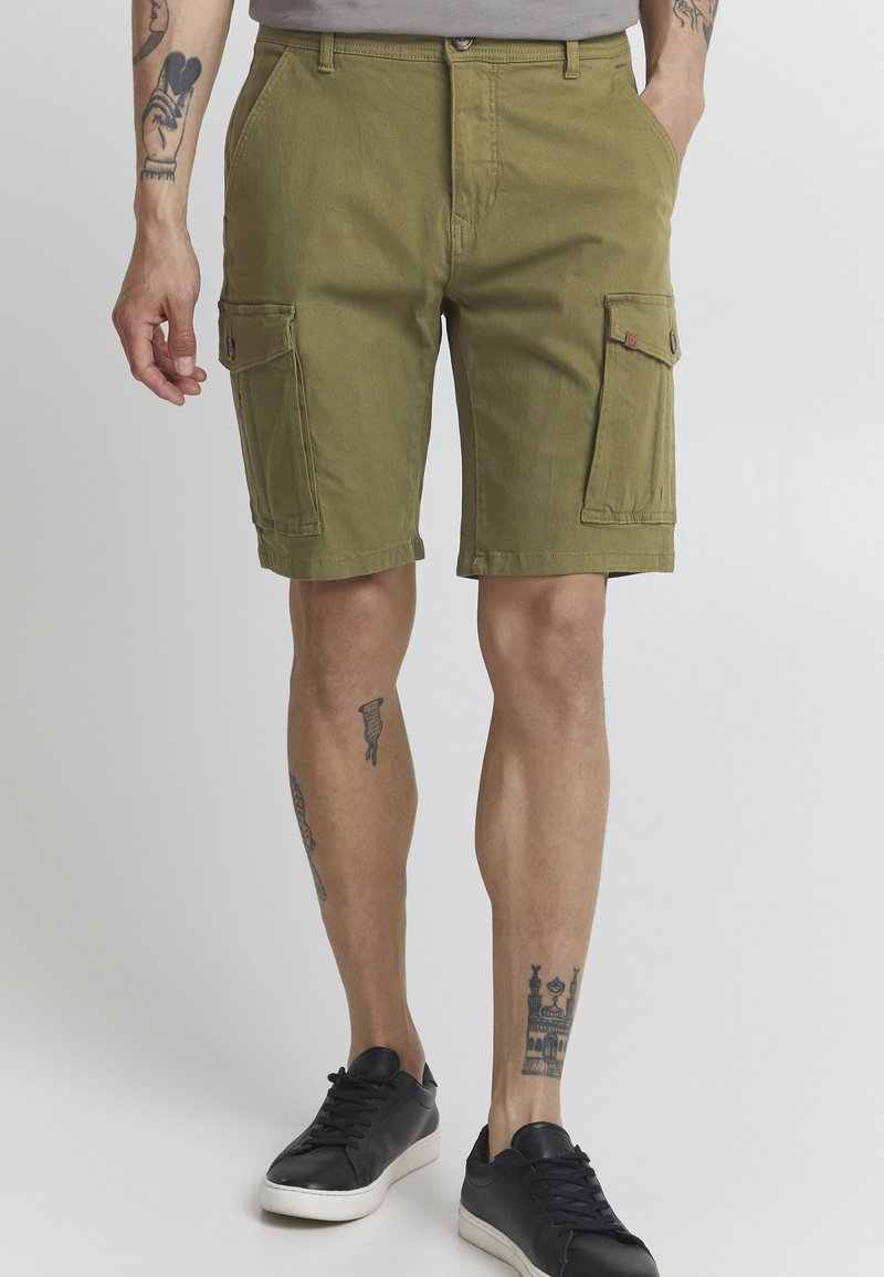 Herren Chino Shorts | 11 Project PRGALLERMO Shorts martini olive/oliv - BM97798 Herren Chino Shorts | 11 Project PRGALLERMO Shorts martini olive/oliv - BM97798