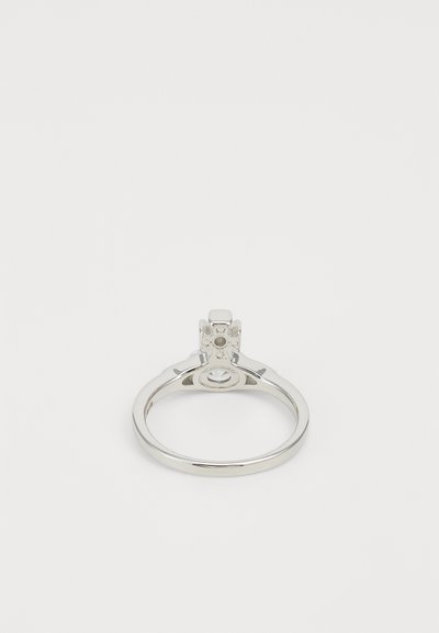 Sterling zilveren ring met een ronde centrale steen in een kralenzetting, een gladde band en een gepolijste afwerking. Eenvoudig en modern ontwerp.