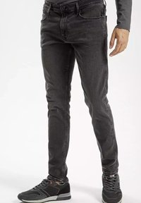 Niewybrane, antracyt