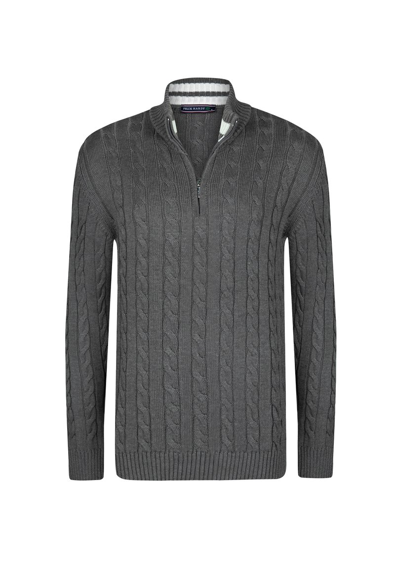 Suéter gris de punto trenzado con un cuello de cremallera de tres cuartos, puños y dobladillo acanalados, que presenta un cuello interior de contraste con rayas.