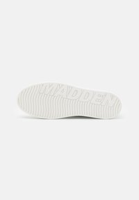 Madden by Steve Madden High-top trainers - white
