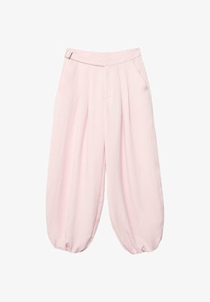 Lichtroze wijduitlopende broek met plooien, zijzakken, een gespdetail op de tailleband en gerimpelde zoom.