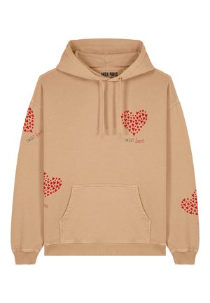 Beige hoodie with a front pocket, featuring red heart patterns and "SWEET heart" text. Made from soft material with ribbed cuffs and hem.