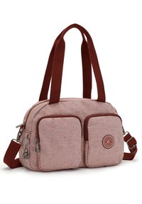 Pink og rød task med fiskebensmønster, to frontlommer, justerbar rem og dobbelt topgreb. Har logo og metalbeslag.