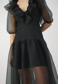 Custommade JAQUELINA czarny