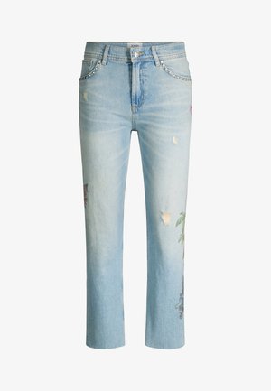Hellblaue Jeans aus Denim mit mit Nieten besetzten vorderen Taschen, dezenten Used-Effekten und Blumen- sowie Palmenmotiven auf den Beinen.