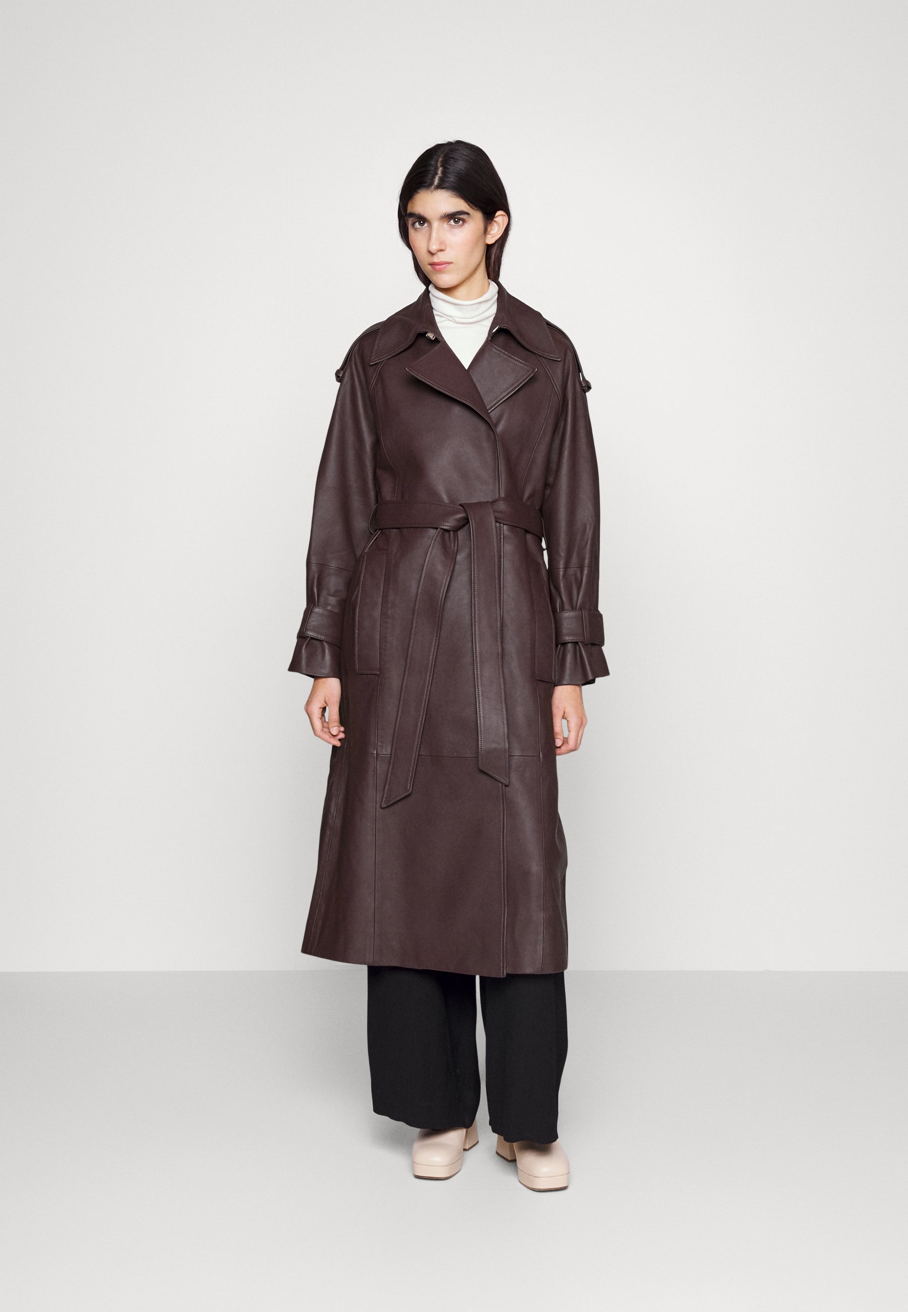 IVY OAK LILITH Trenchcoat bordeaux/mørkerød