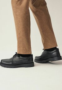 Next CHUNKY REGULAR FIT - Snøresko - black
