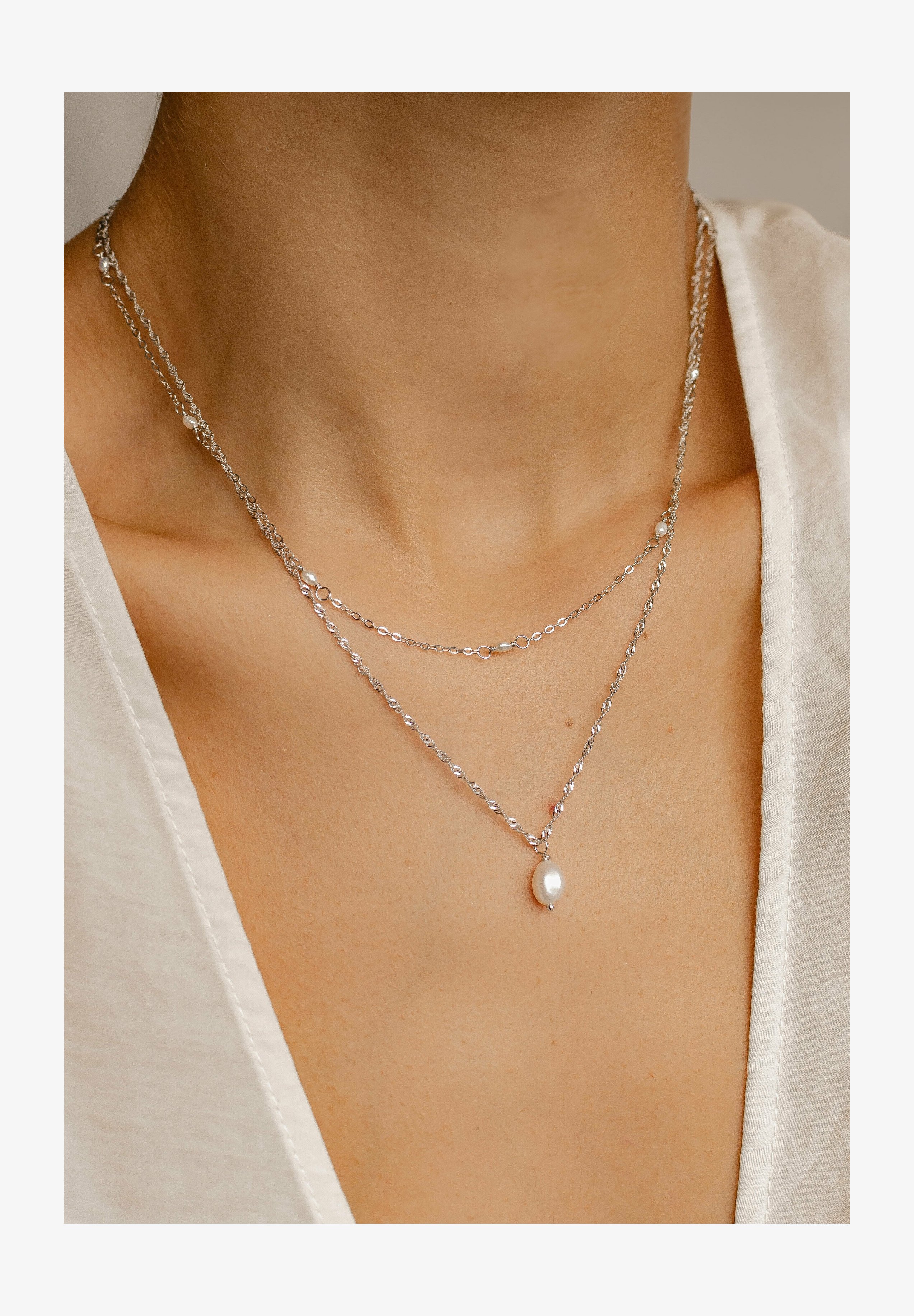 Collana A Strati Donna - Set Con Girocollo Di Perle E Collana Cuore, Elegante E Delicata (Argento)