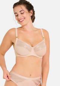 Non sélectionné, rose