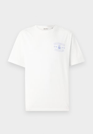 Λευκό βαμβακερό t-shirt με άνετη εφαρμογή, που διαθέτει έναν ανοιχτό γαλάζιο γραφικό τύπο "ONLY&SONS NOODLES" στην αριστερή περιοχή του στήθους.