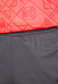 Puma NEYMAR JR FUTEBOL SHORT - Sportovní kraťasy - ebony