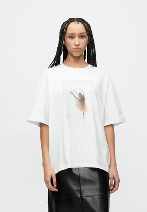 C EBOYS - T-shirt imprimé - white