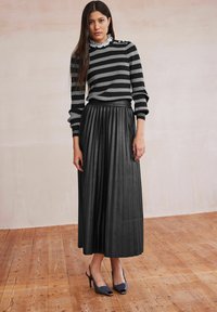 Next PIE COLLAR STRIPE - Džemper - black grey