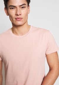 Samsøe Samsøe KRONOS - T-shirt básica - misty rose