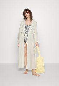 LASCANA KAFTAN MIT BINDEGÜRTEL - Ranta-asusteet - off white