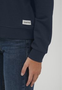 Oxmo GRYNET - Sweatshirt - total eclipse