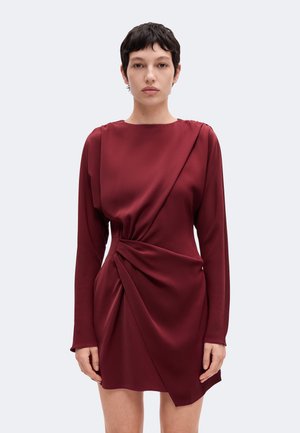 Topshop, TSTIVA HIGH NECK MINI DRESS - Robe de jour - burgundy