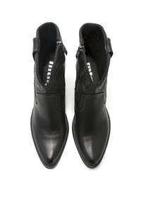 mtng Botines camperos - black