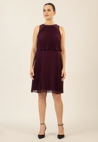 Apart Freizeitkleid - pflaume